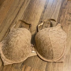 Victoria’s Secret bra size 34DD